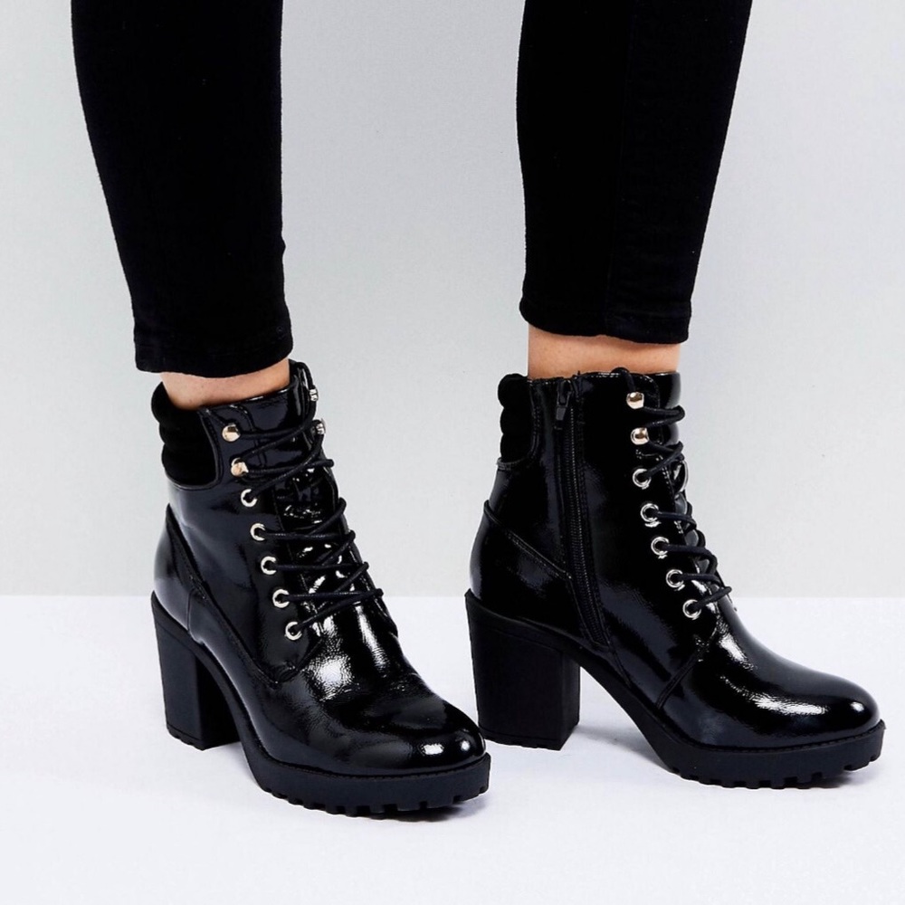 River Island Chunky Heel Zip Back Heeled Boots